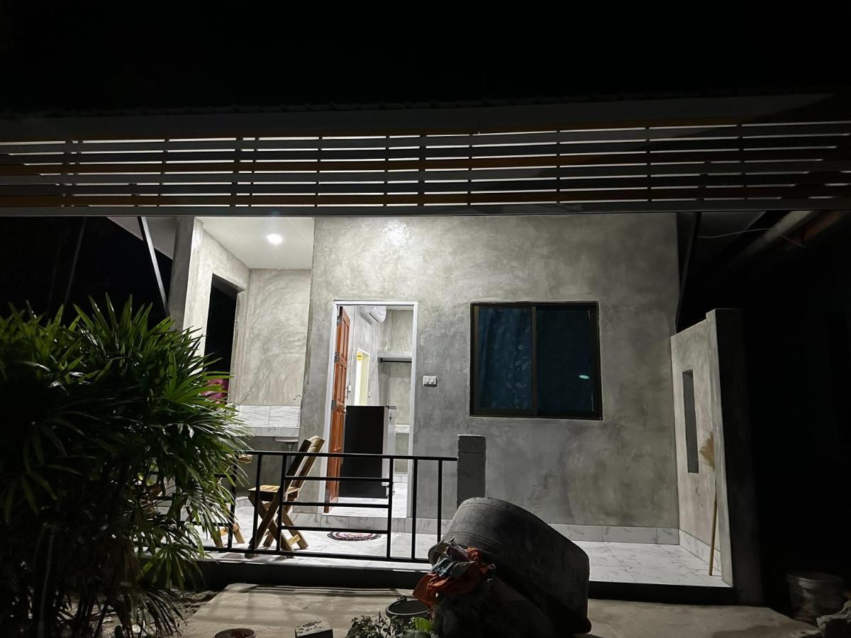 P'Un House Hotel Ko Tao Exterior foto