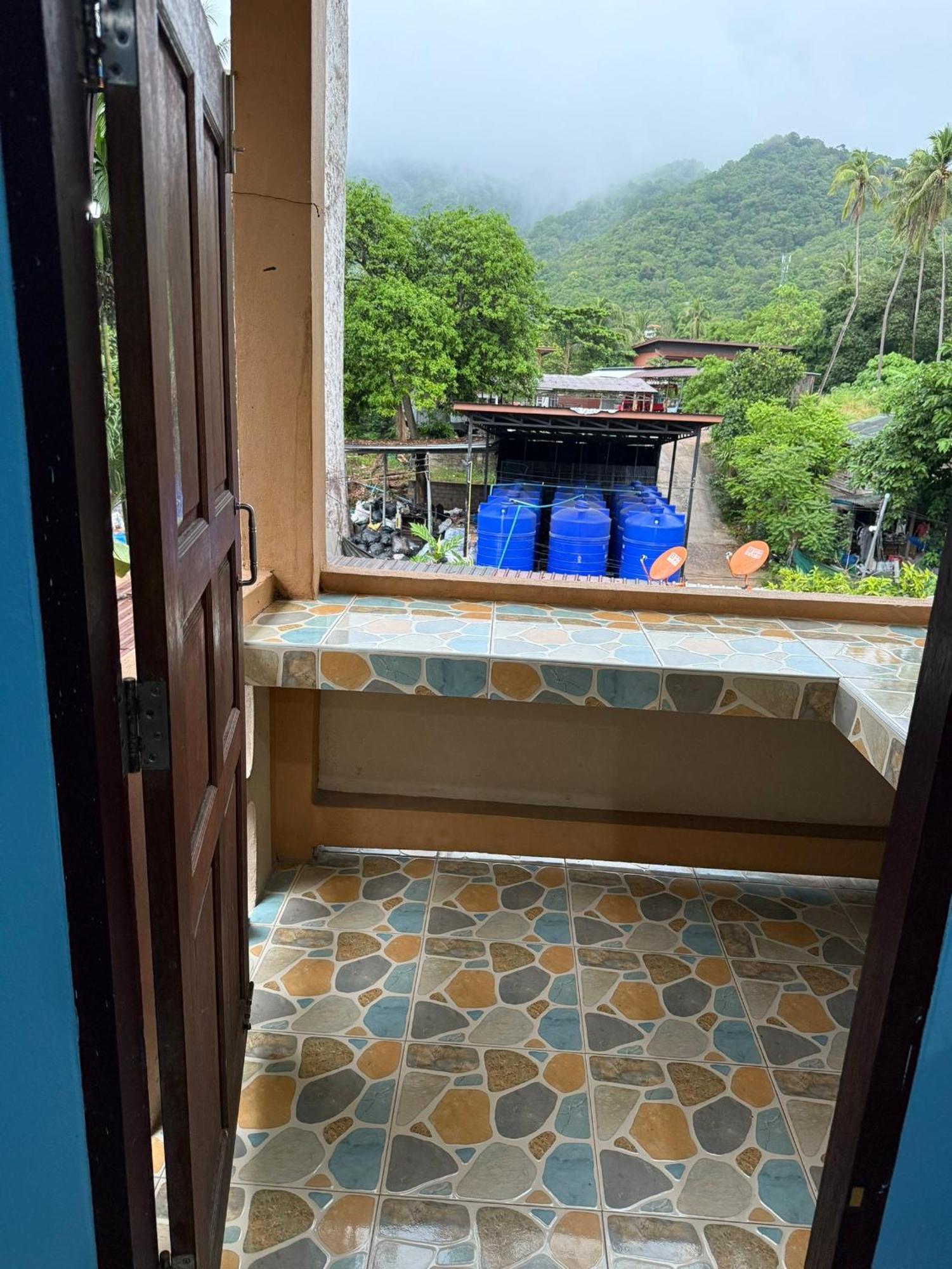 P'Un House Hotel Ko Tao Exterior foto